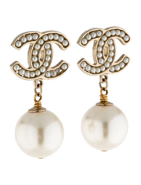 real chanel cc earrings.